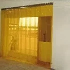 Tirai PVC / Plastik Curtain Kuning Clear Pintu 1